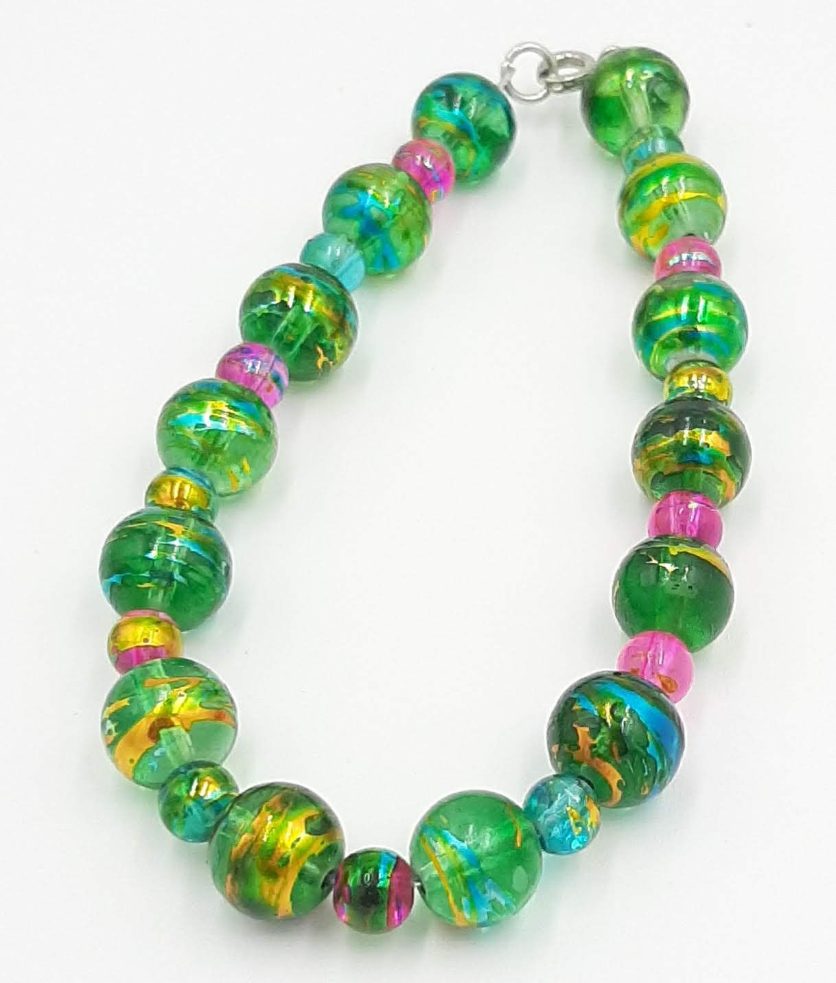 Vibrant Green Glass Bead Bracelet with Multicolor Accents